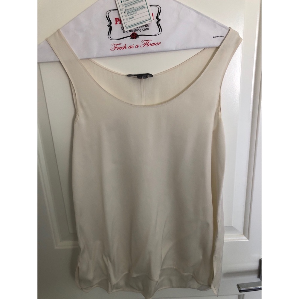 Creme Blouse